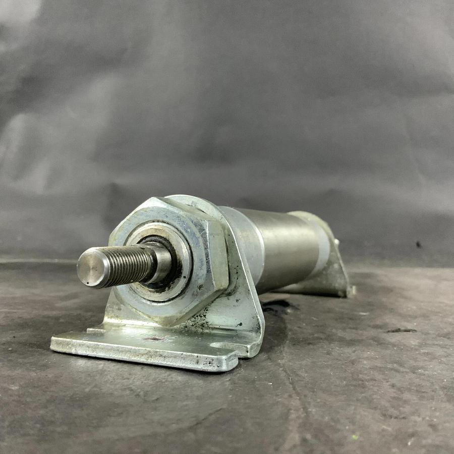 Used BIMBA MRS-172-DXDE PNEUMATIC CYLINDER ($40 OBO)