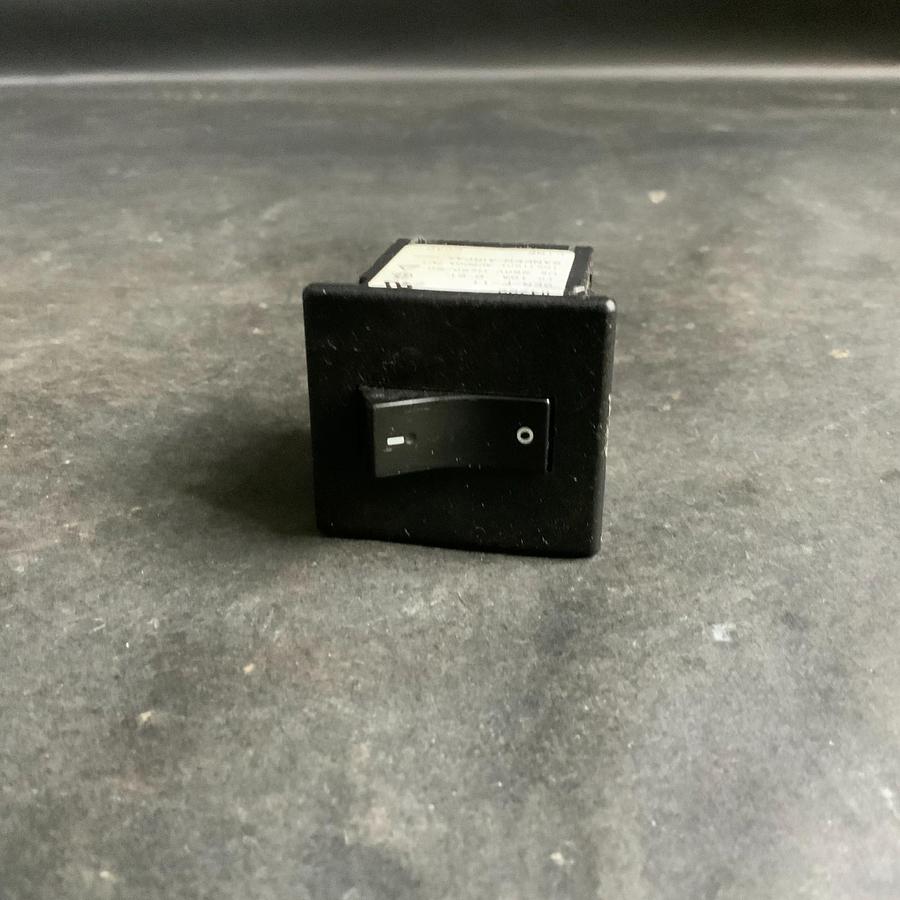 Used SANKEN-AIRPAX SER-F-11 10 AMP SWITCH ($18 OBO)