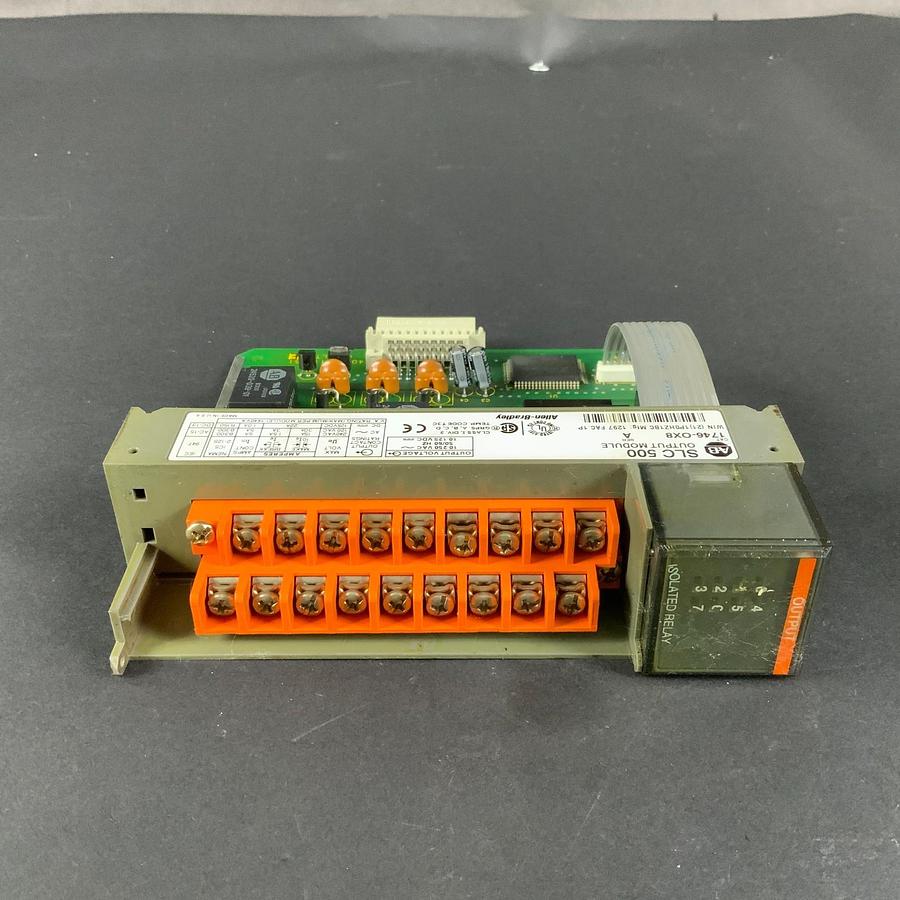 Used ALLEN BRADLEY 1746-OX8 OUTPUT MODULE ($30 OBO)