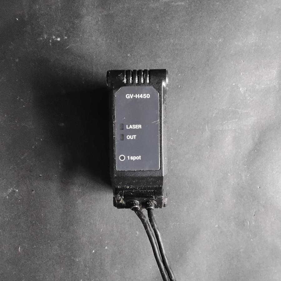 Used KEYENCE GV-H450 LASER SENSOR HEAD ($15 OBO)