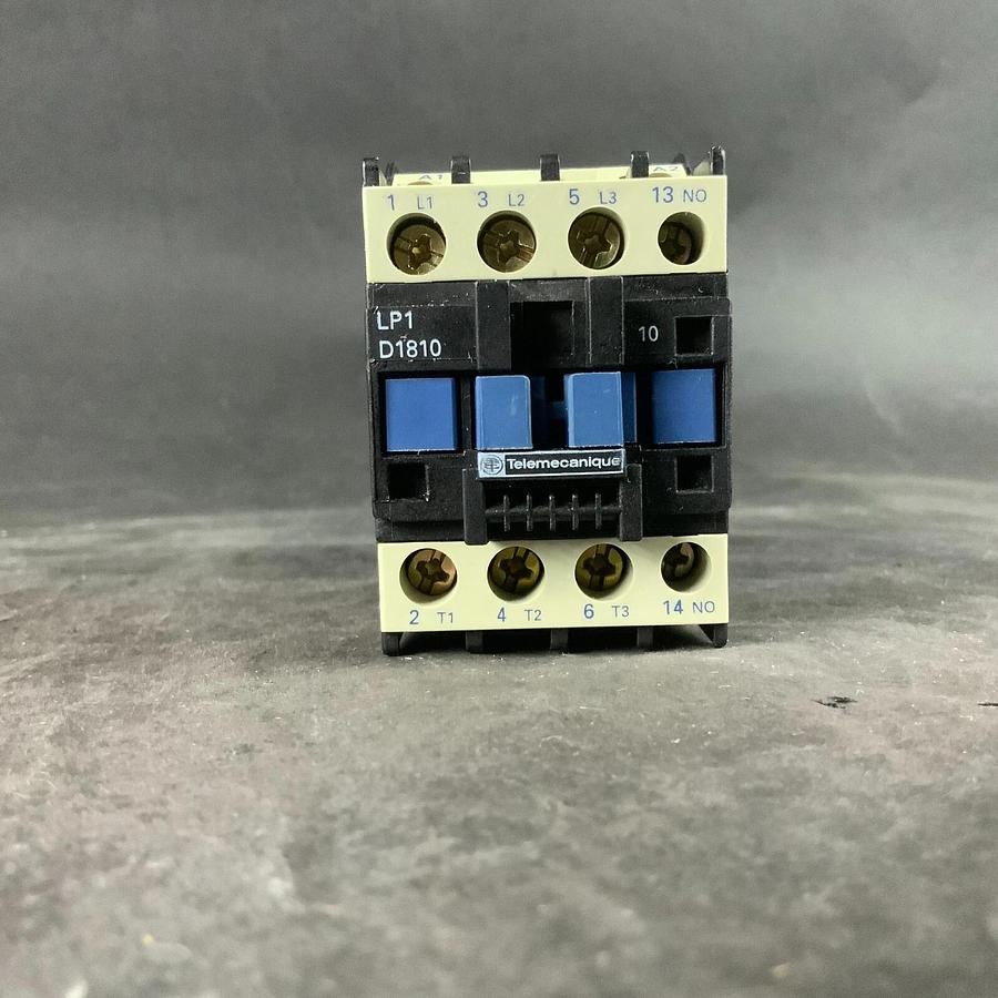 Used TELEMECANIQUE LP1-D1810-BD CONTACTOR ($20 OBO)