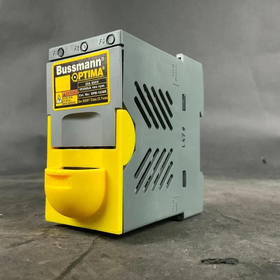 Used BUSSMANN OPM-1038R FUSE BLOCK ($20 OBO)