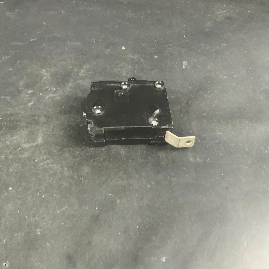Used SIEMENS B130 CIRCUIT BREAKER ($10 OBO)