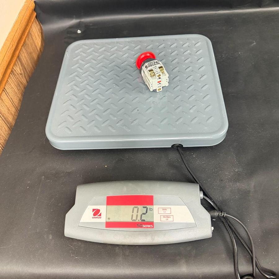 Used IDEC AVD301N-R RED EMERGENCY STOP SWITCH ($25 OBO)