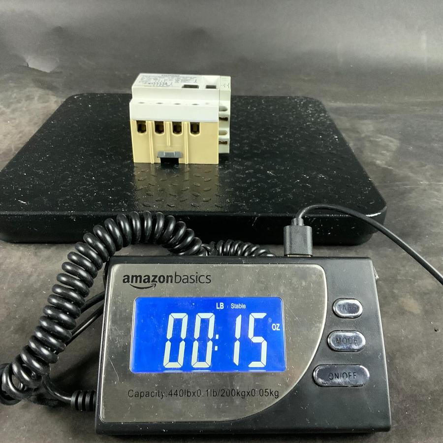SIEMENS 5SZ3 426-OKA 30 - 4 POLE BREAKER ($60 OBO)
