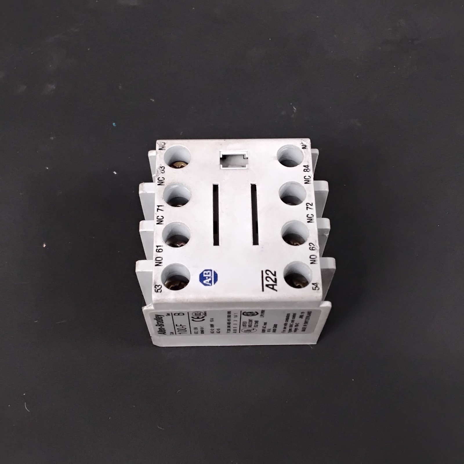 Used ALLEN BRADLEY 100-FA22 AUXILIARY CONTACT BLOCK ($15 OBO)