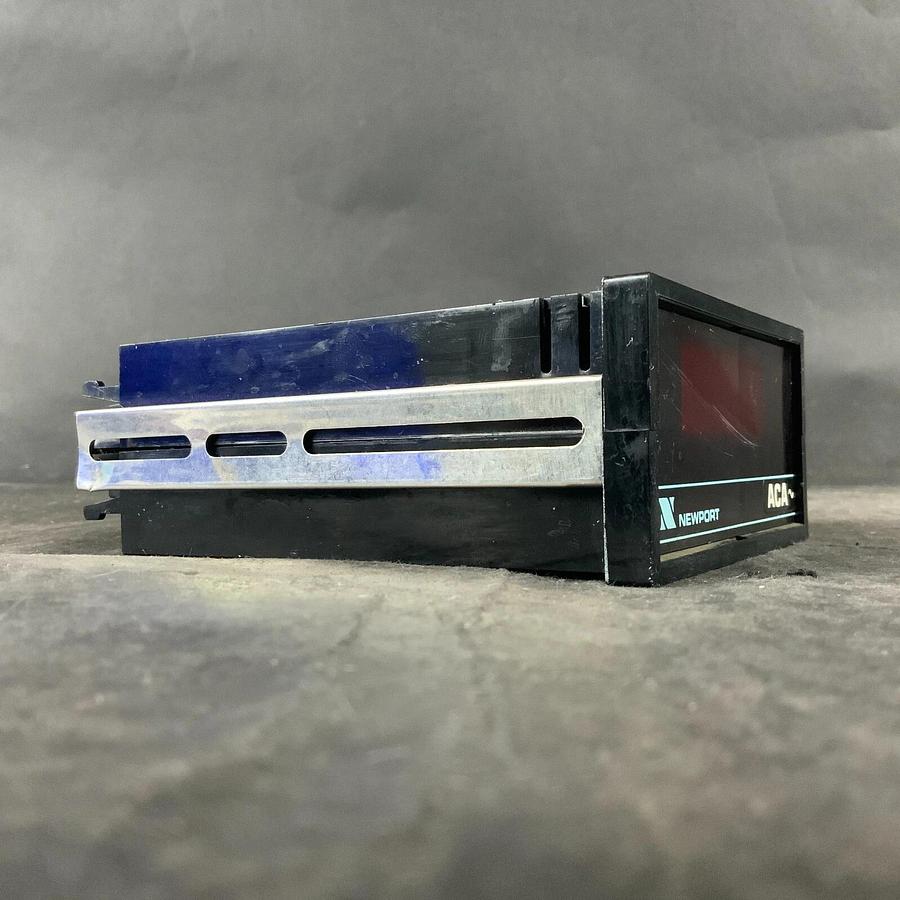 Used NEWPORT 02000-CVR6 AC VOLT METER ($225 OBO)