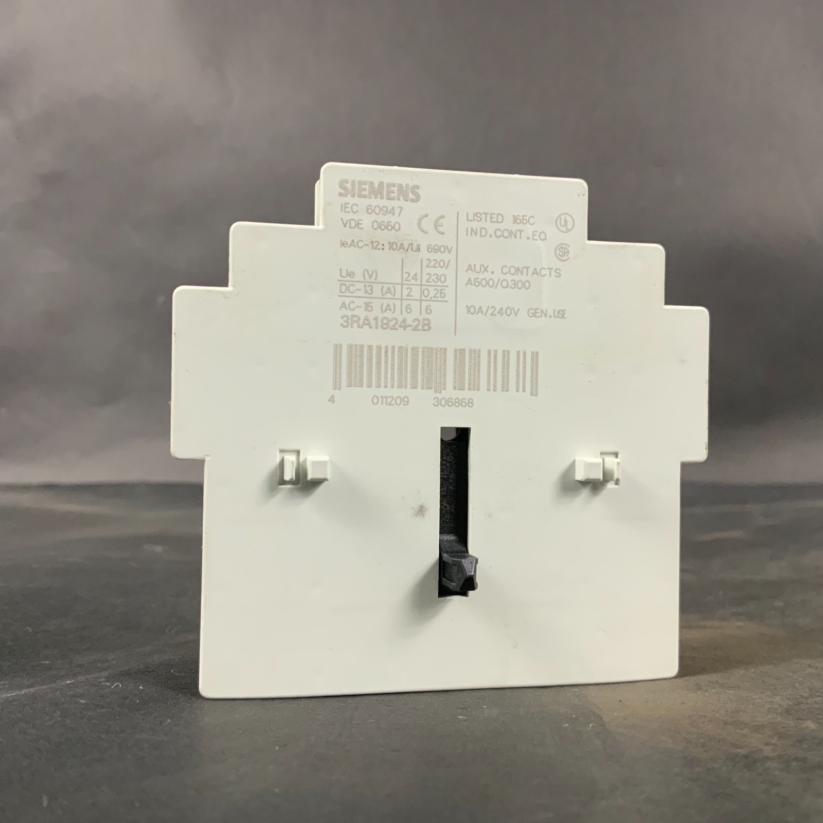 Used SIEMENS 3RA1924-2B MECHANICAL INTERLOCK ($20 OBO)