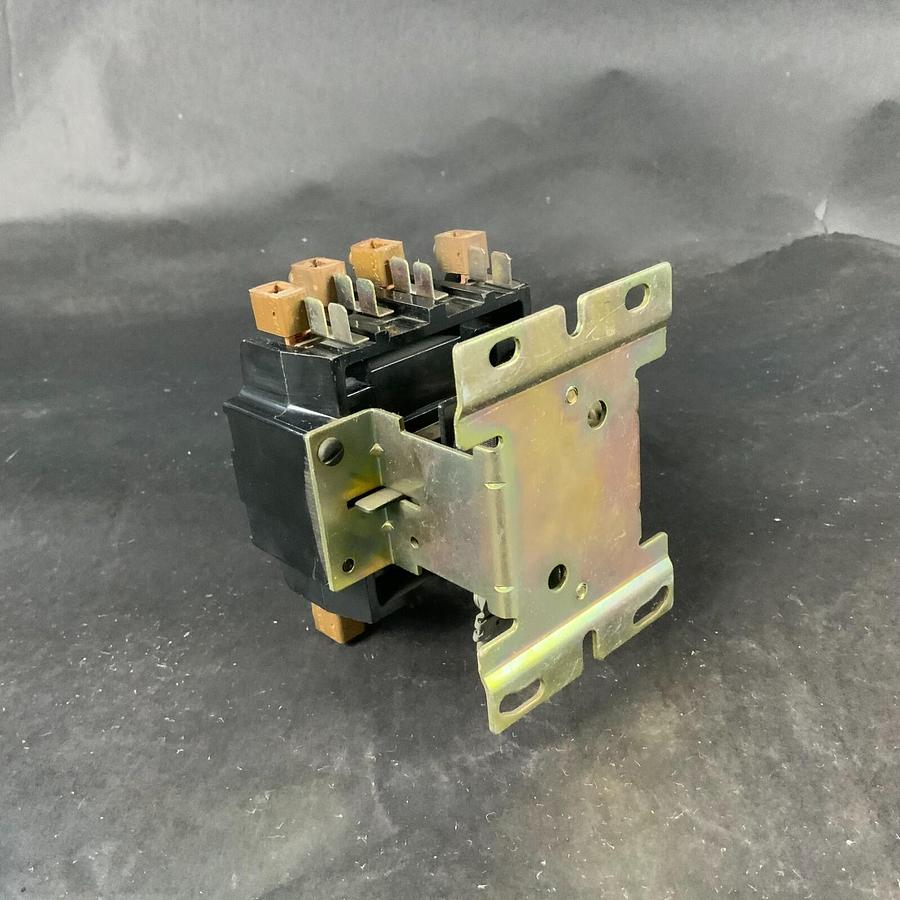 Used FURNAS 42BE25AFL1 CONTACTOR ($30 OBO)