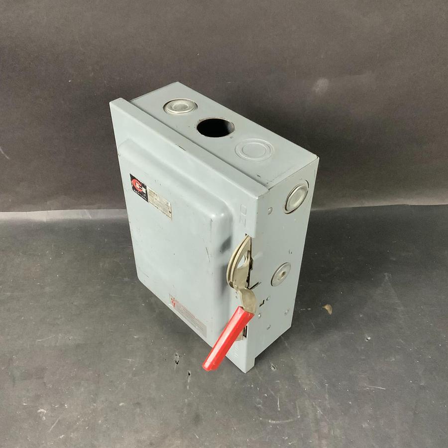 Used CUTLER HAMMER DH321N HEAVY DUTY SAFETY SWITCH ($60 OBO)