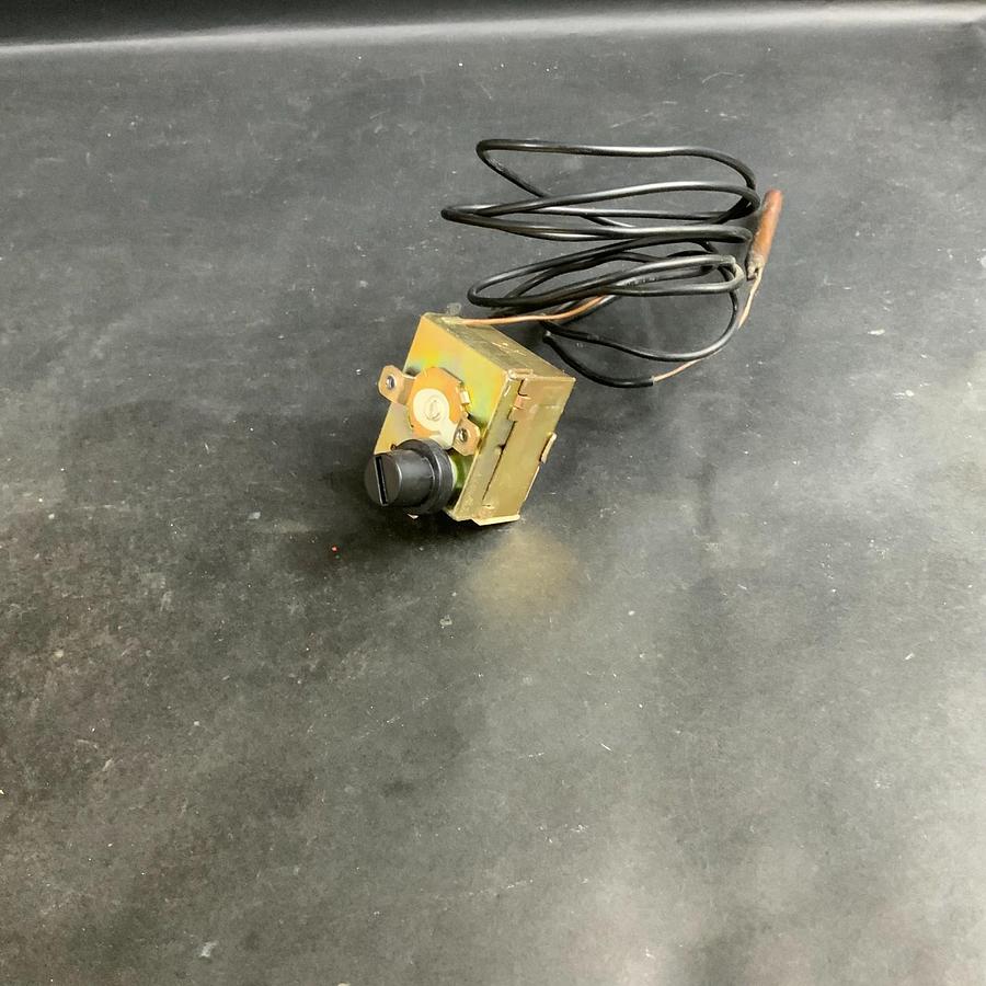Used IMIT LS1 8035 THERMOSTAT ($50 OBO)