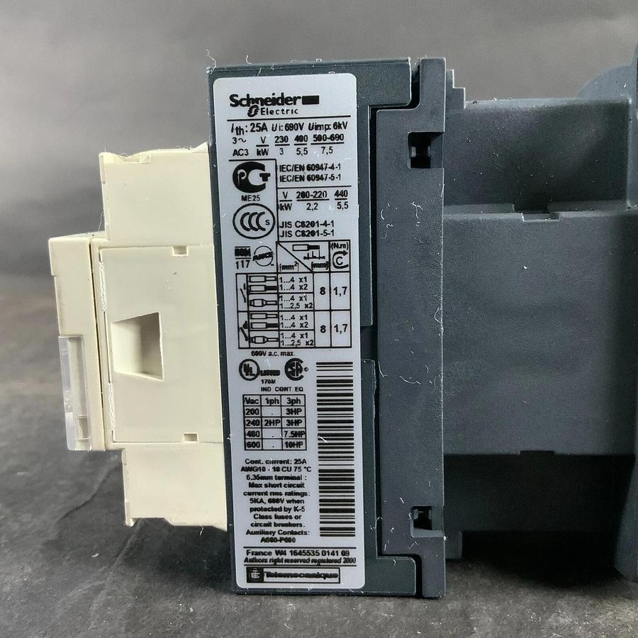Used SCHNEIDER ELECTRIC LC1D12 CONTACTOR ($35 OBO)