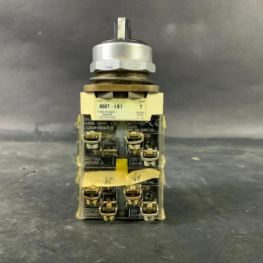Used ALLEN BRADLEY 800T-J91 SELECTOR SWITCH ($45 OBO)