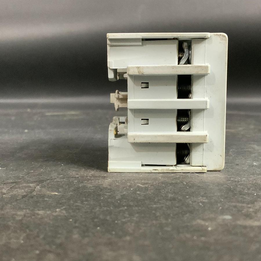 Used ALLEN BRADLEY 100-F SERIES B CONTACT BLOCK ($10 OBO)