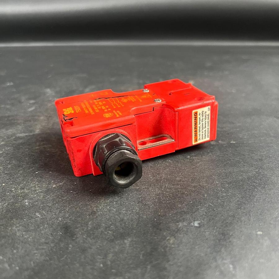 Used STI T5009 SAFETY SWITCH ($15 OBO)