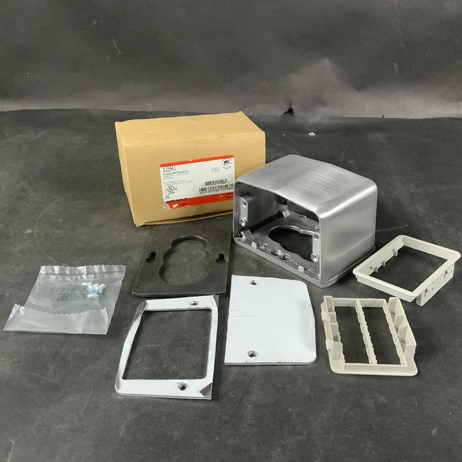 WIREMOLD 525RT PDSTL FITTING ($30 OBO)