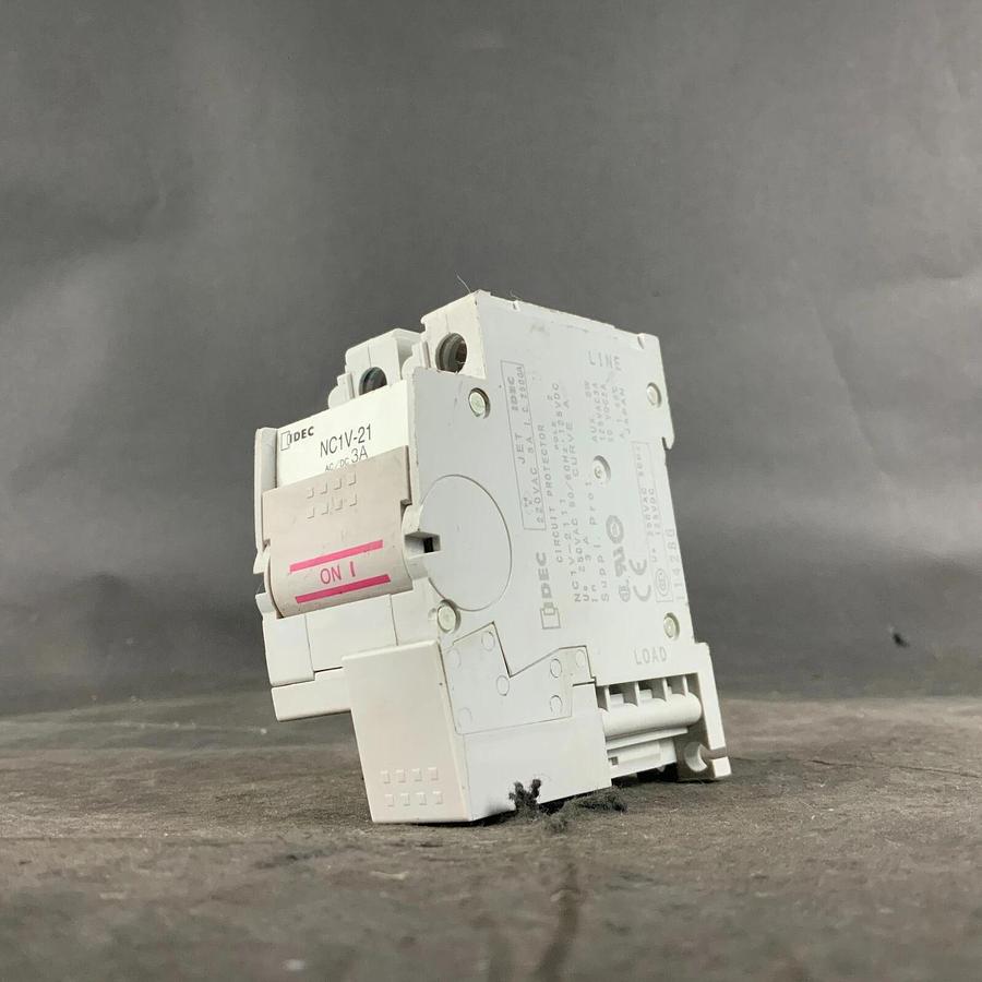 Used IDEC NC1V-21-3A CIRCUIT PROTECTOR ($20 OBO)