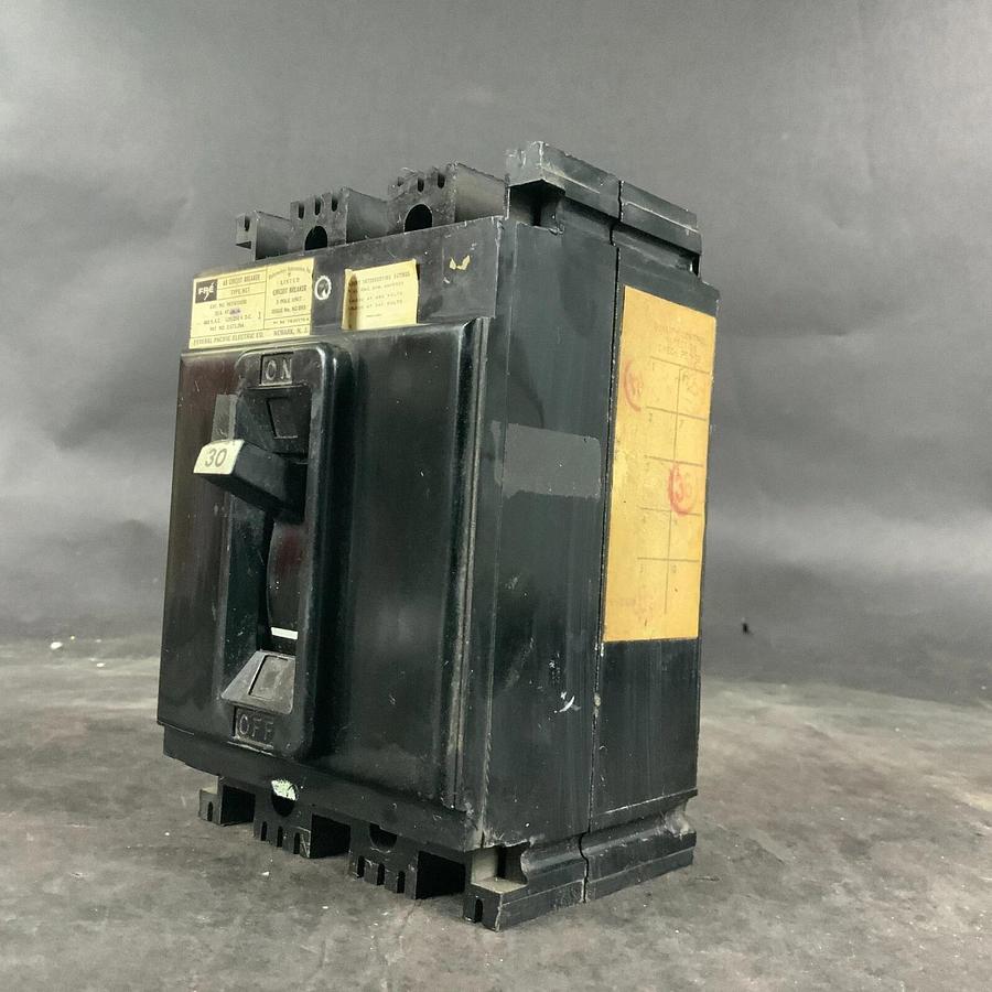 Used FEDERAL PACIFIC ELECTRIC NEF431030 CIRCUIT BREAKER ($85 OBO)