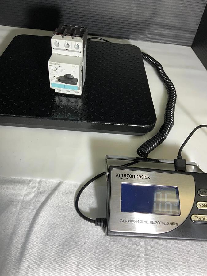 SIEMENS 3RV1021-0AA10 ($36.99 OBO)