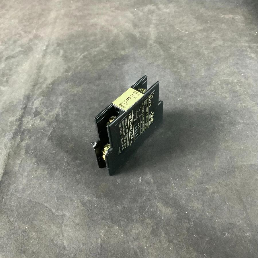 Used FUJI SZ-AR AUXILIARY CONTACTOR ($7 OBO)