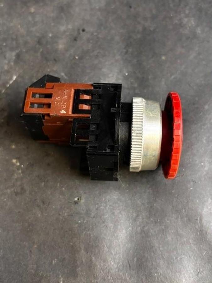 Used FUJI ELECTRIC AH30-VE EMERGENCY STOP PUSHBUTTON ($14 OBO)