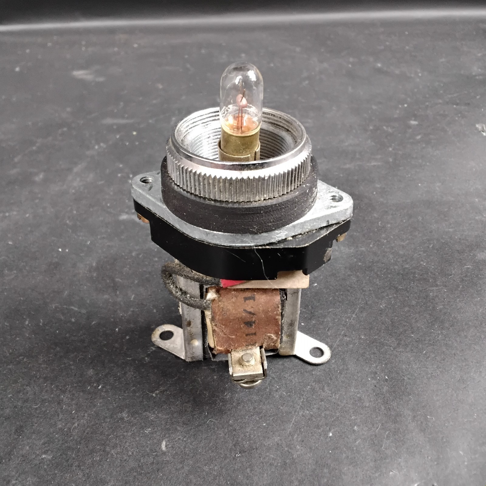 Used GENERAL ELECTRIC CR2940UE PILOT LIGHT ($16 OBO)