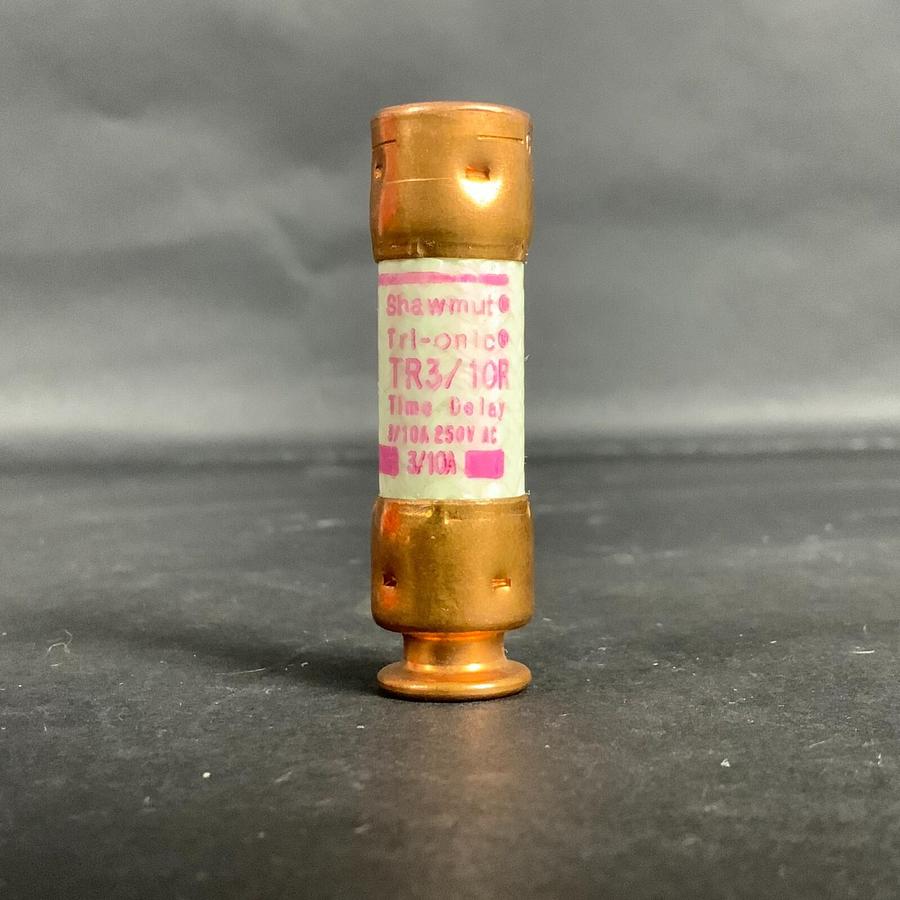 Used FERRAZ SHAWMUT TRI-ONIC TR3/10R FUSE - SET OF 5 ($15 OBO)
