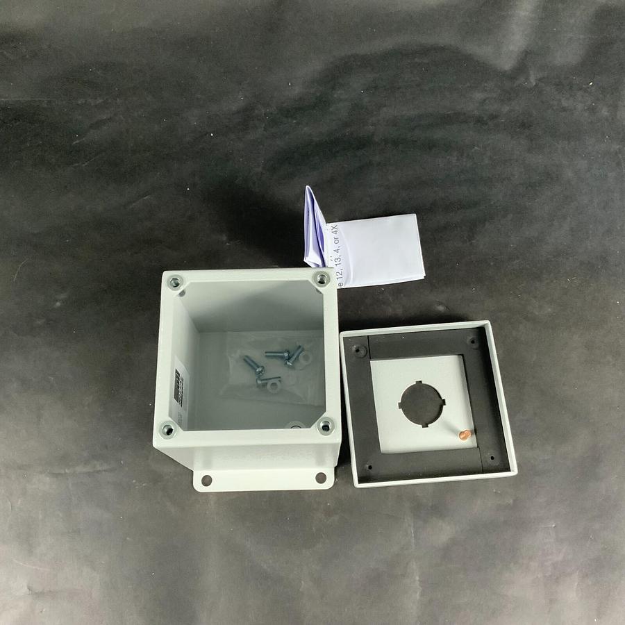 RITTAL 8017685 PUSHBUTTON BOX ENCLOSURE ($30 OBO)