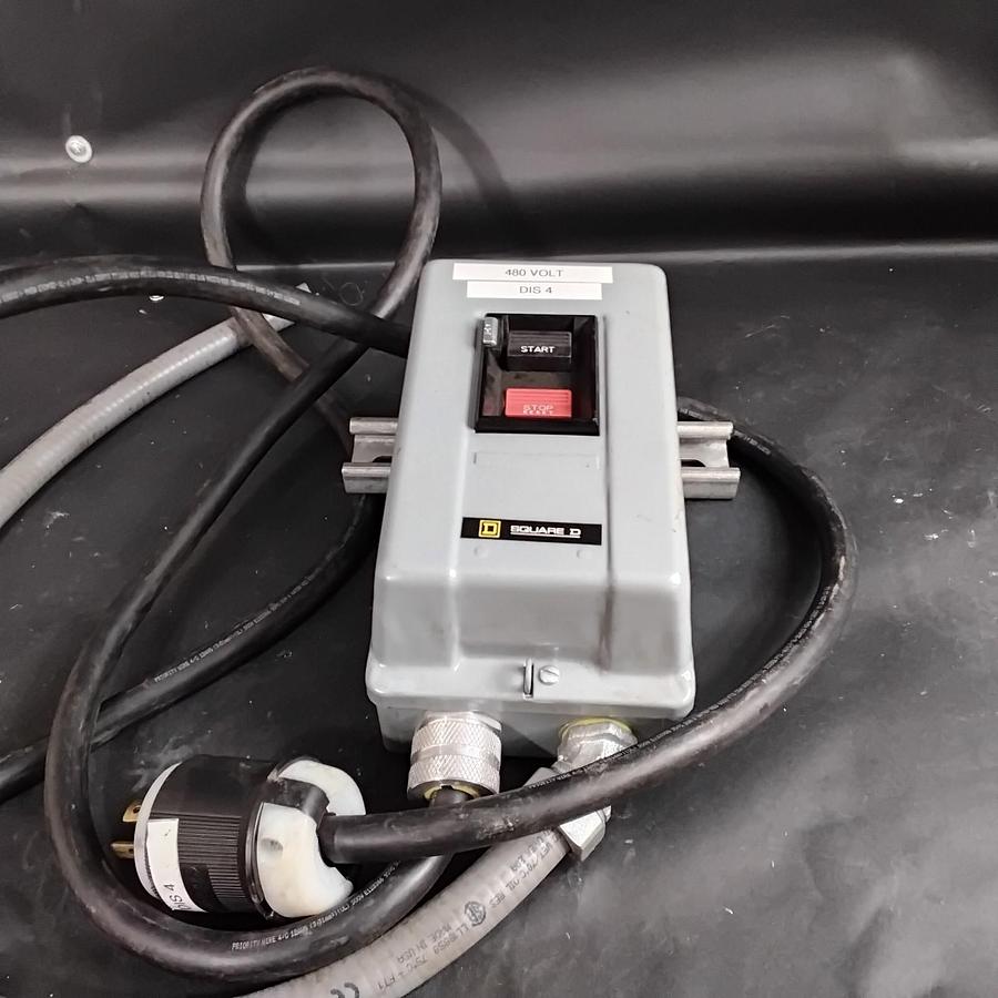Used SQUARE D 30072-311-41A ENCLOSURE W/ MAGNETIC STARTER ($250 OBO)
