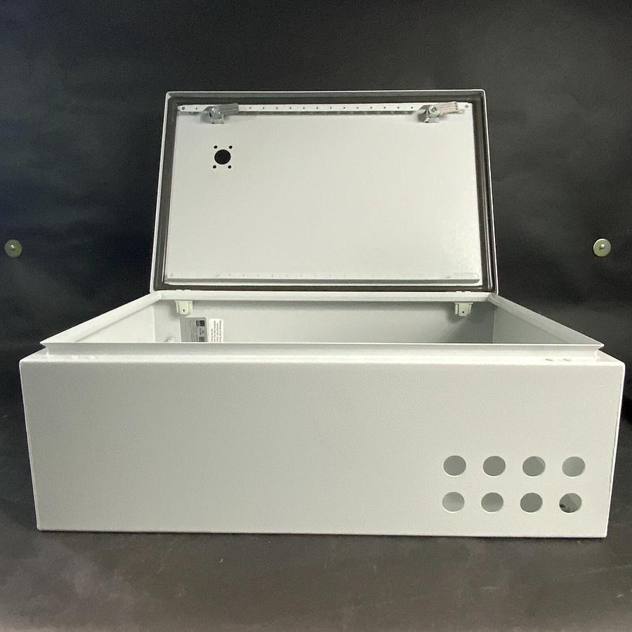 RITTAL 8017532 ENCLOSURE ($199 OBO)