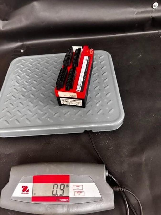 Used ALLEN BRADLEY 1791DS-IB12 COMPACTBLOCK GUARD MODULE ($50 OBO)