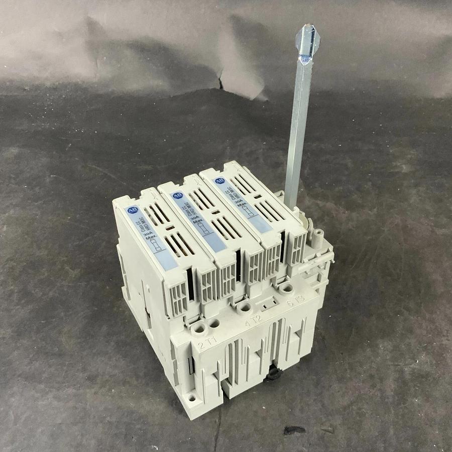 Used ALLEN BRADLEY 194R-C30-1753 DISCONNECT SWITCH ($65 OBO)