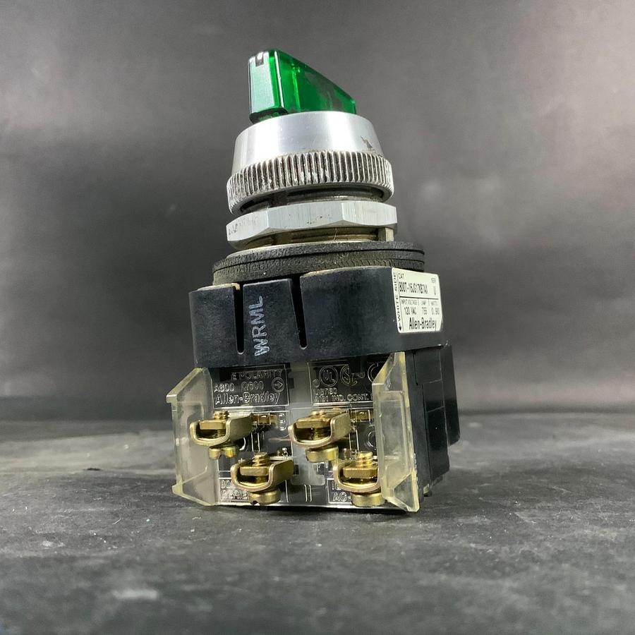 Used ALLEN BRADLEY 800T-16JG17KB7AX SER U GREEN SELECTOR SWITCH ($75 OBO)