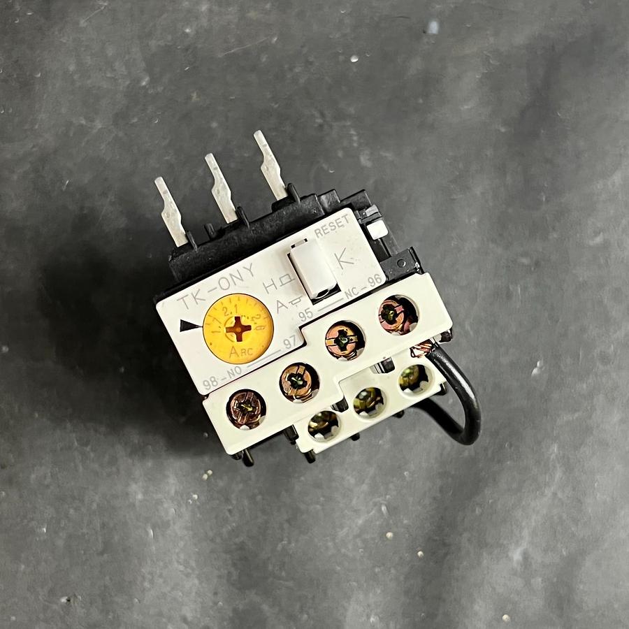 Used FUJI ELECTRIC TK-ONY OVERLOAD RELAY ($15 OBO)