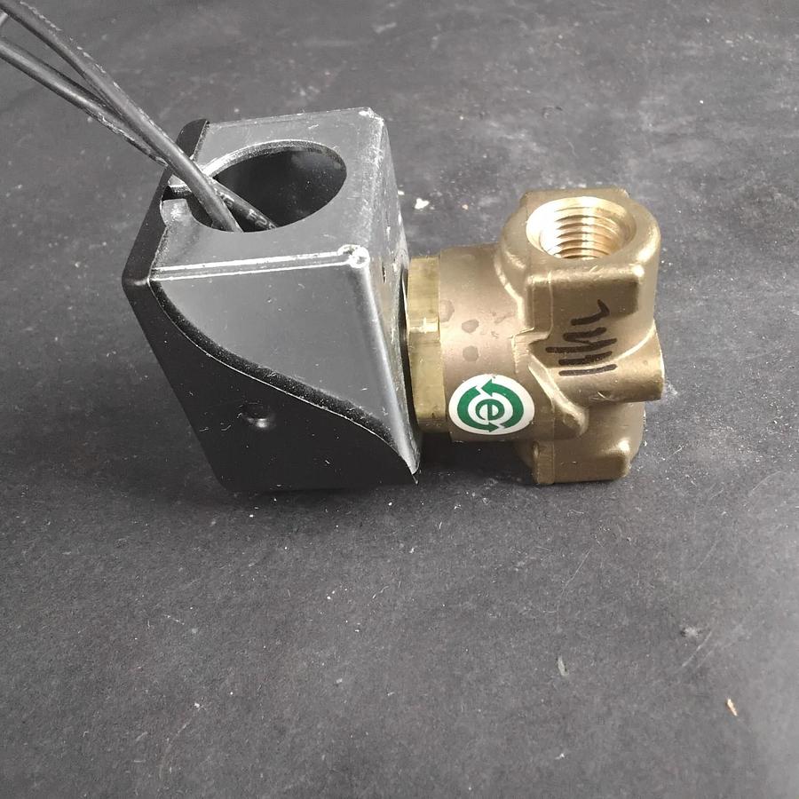 Used PARKER 04F25C2122CAFGC0577 SOLENOID VALVE ($30 OBO)