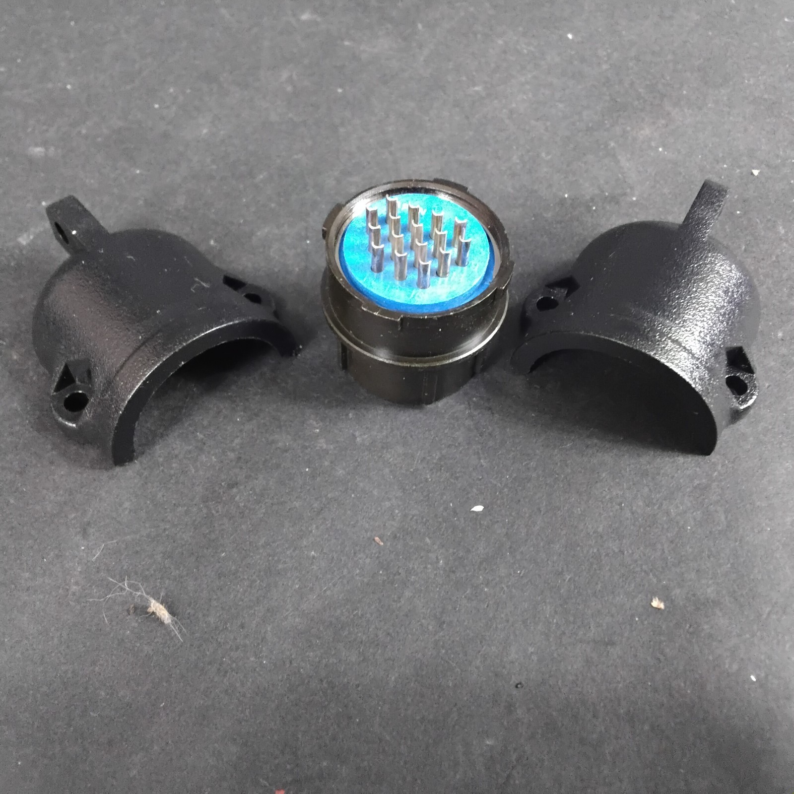 Used DDK JMSP2110M CABLE PLUG CONNECTORS ($9.50 OBO)
