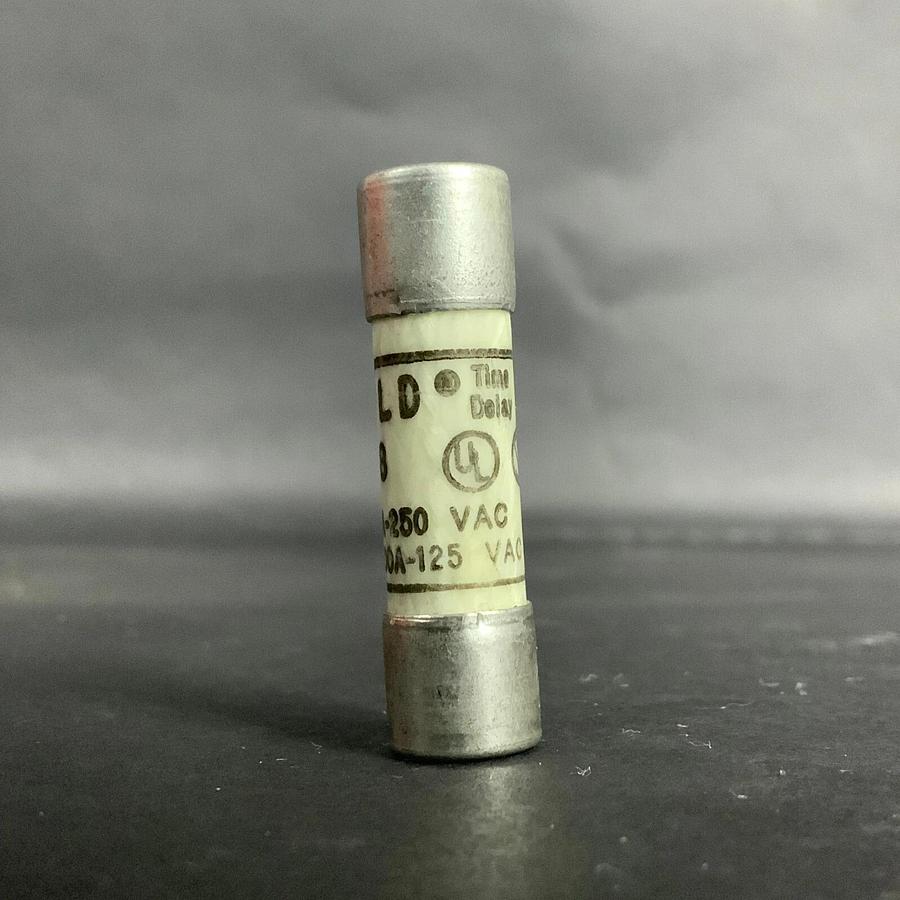 FERRAZ SHAWMUT GFN8 MIDGET FUSE - SET OF 4 ($12 OBO)