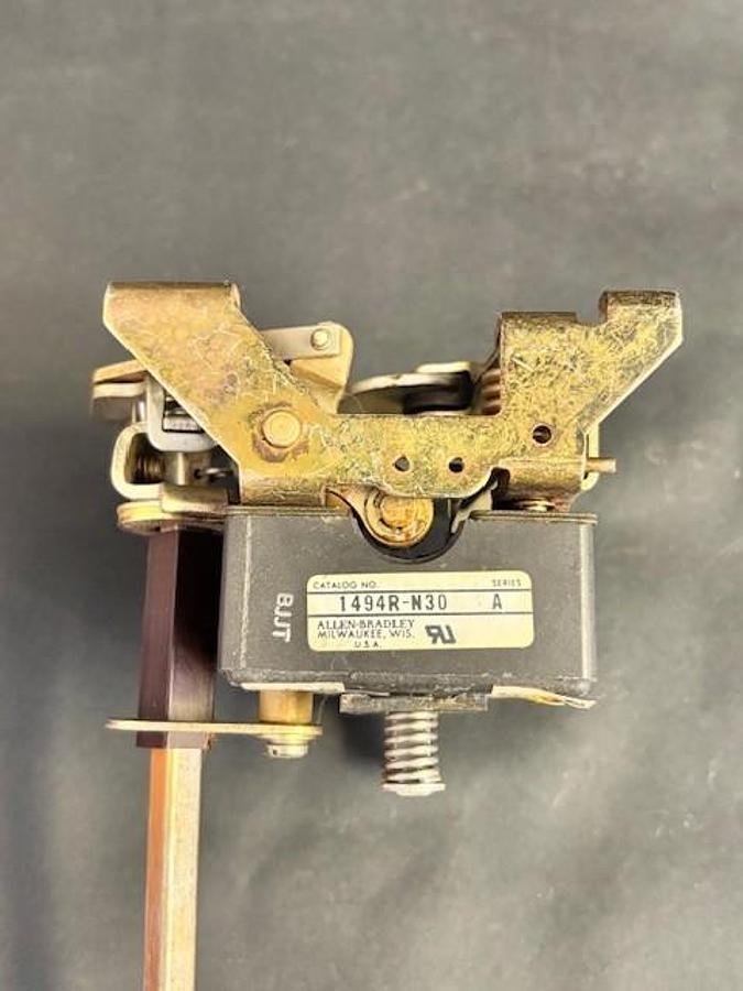 Used ALLEN BRADLEY 1494R-N30 SERIES A DISCONNECT SWITCH