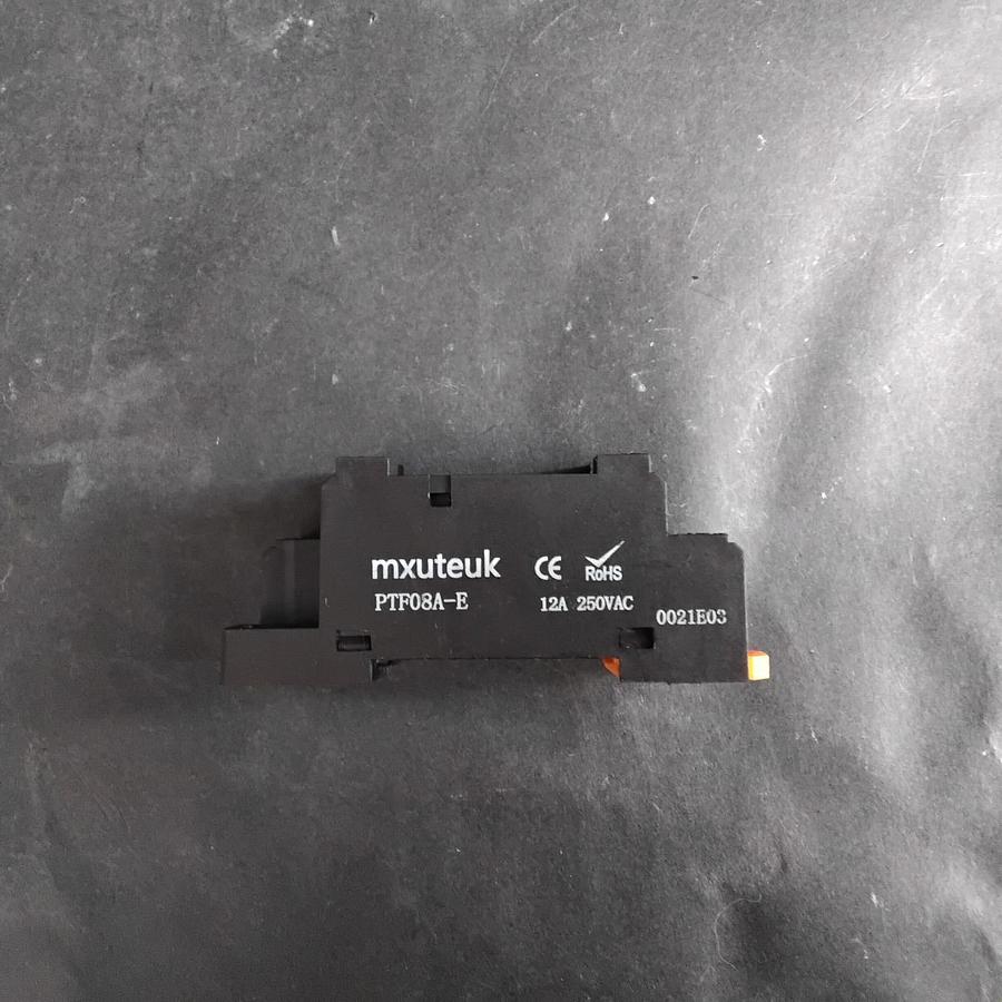 Used MXUTEUK PTF08A-E RELAY SOCKET ($8 OBO)