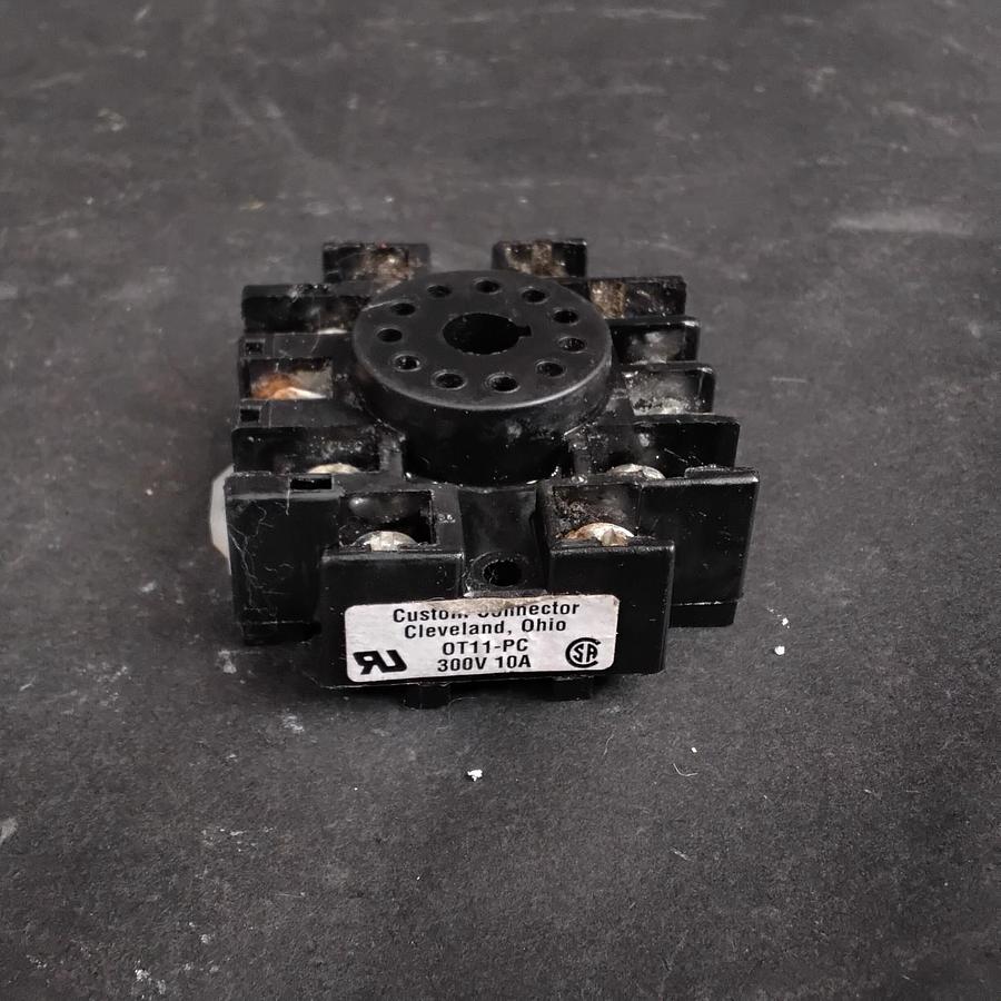Used CUSTOM CONNECTOR OT11-PC RELAY SOCKET ($7 OBO)