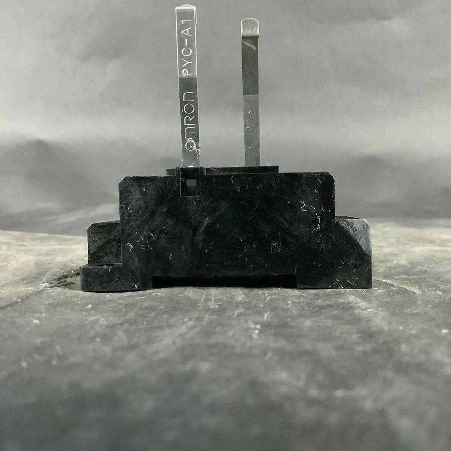 Used OMRON PYF14A RELAY SOCKET ($5 OBO)