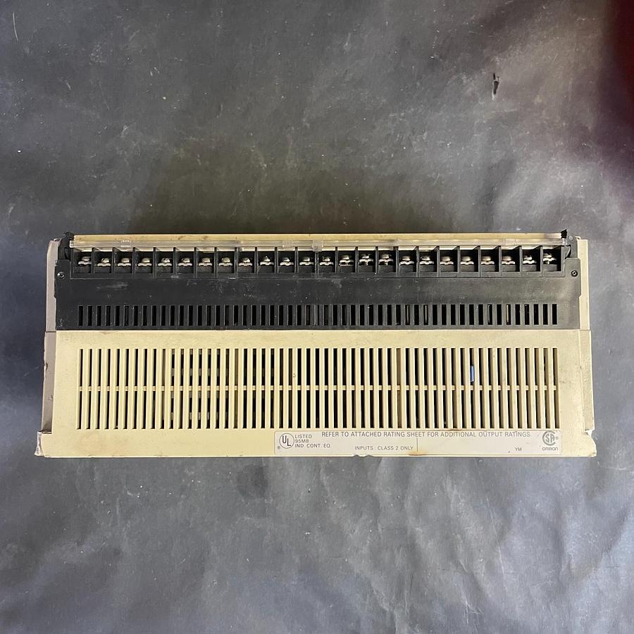 Used OMRON SYSMAC C28K-CDR-A PROGRAMMABLE CONTROLLER