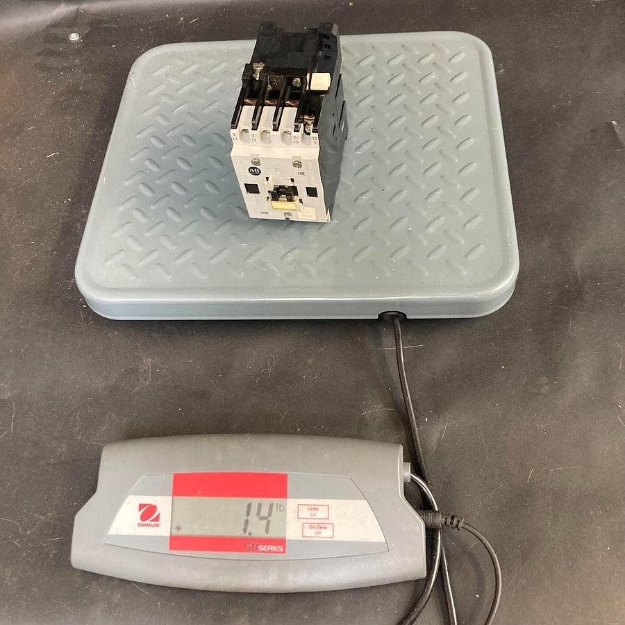 Used ALLEN BRADLEY 100-A30 SERIES B CONTACTOR ($20 OBO)