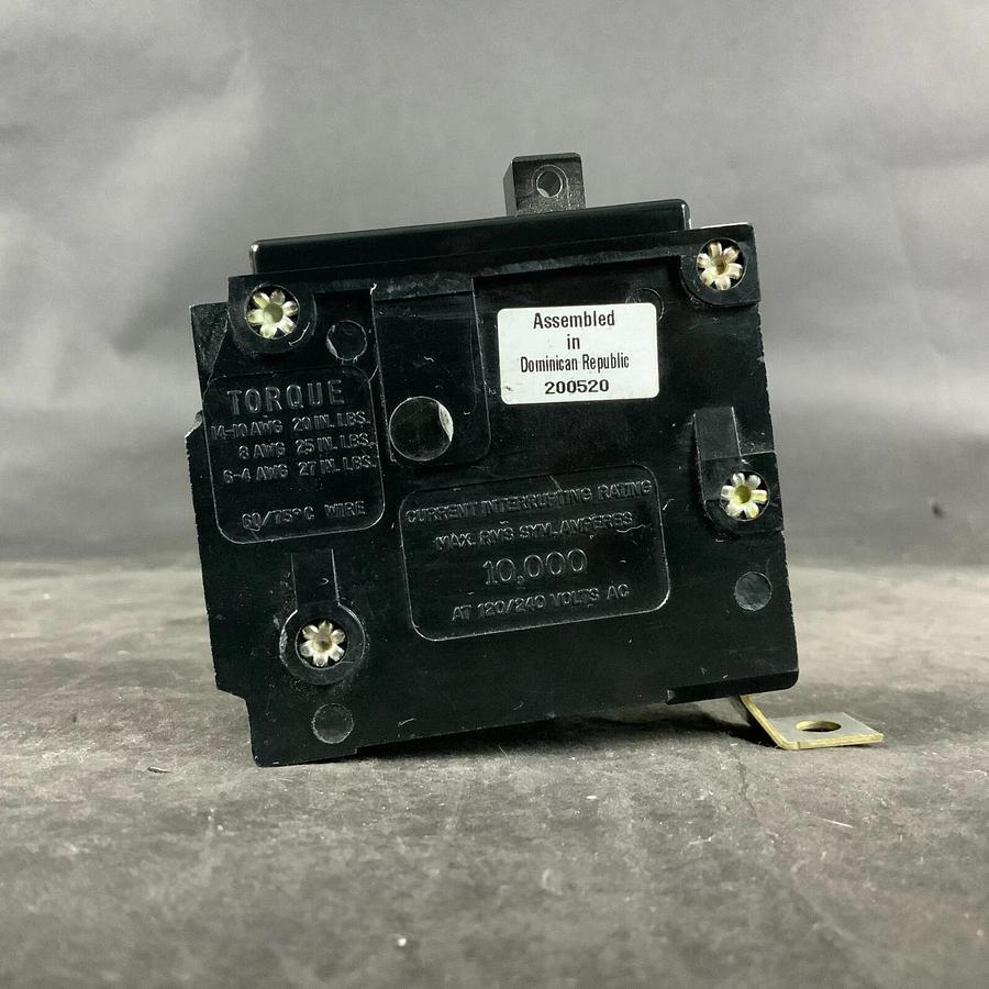 Used CUTLER HAMMER M1640 CIRCUIT BREAKER ($15 OBO)