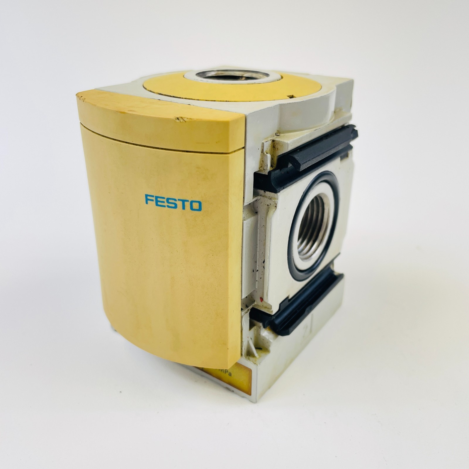 Used FESTO MS6-FRM-1/2 BRANCHING MODULE PNEUMATIC AIR SYSTEM INDUSTRIAL COMPONENT