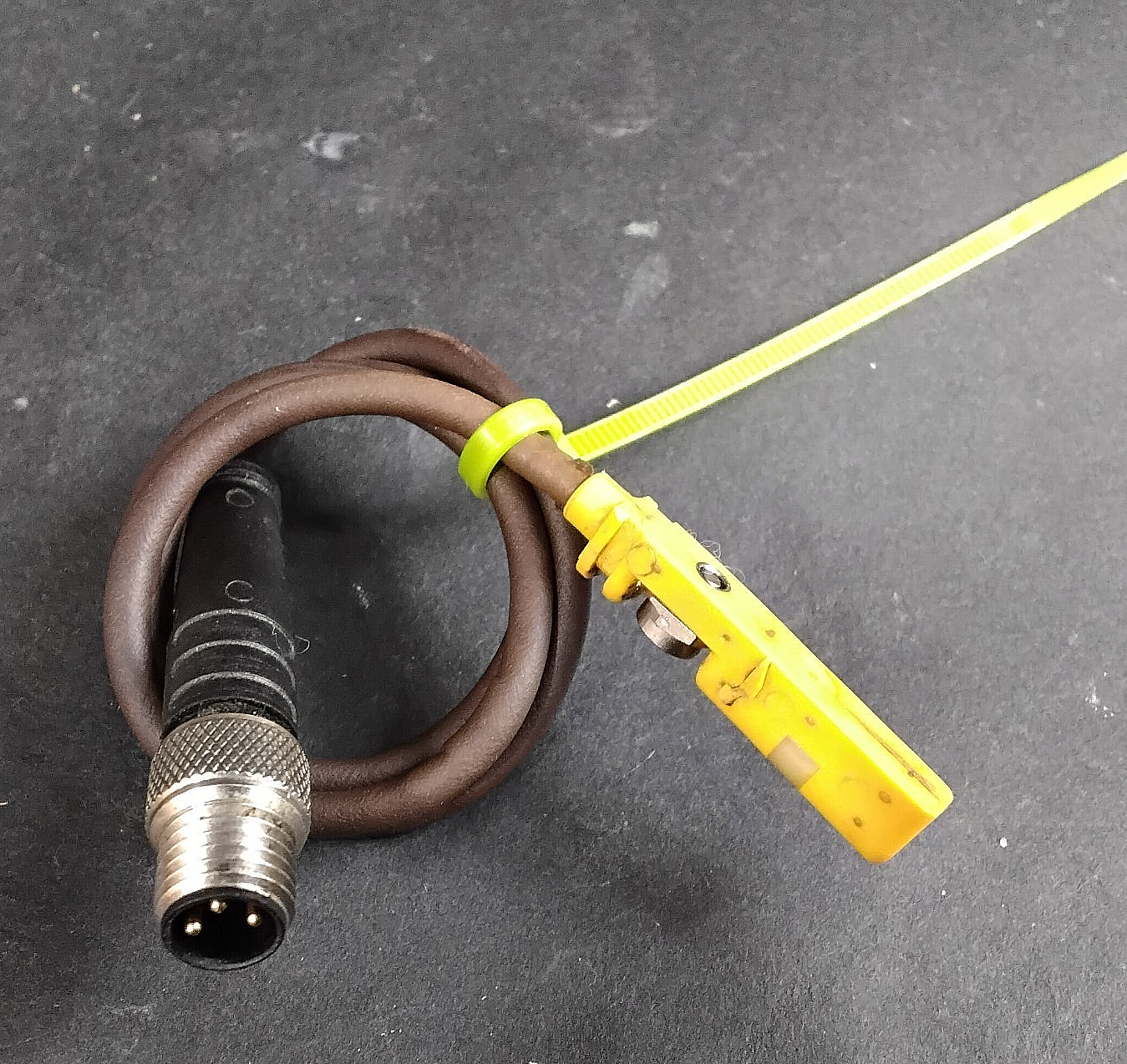 Used TURCK 4685723- BIM-UNT-AP6X-0.3-PSG3M Inductive Magnetic  Sensor ($40 OBO)