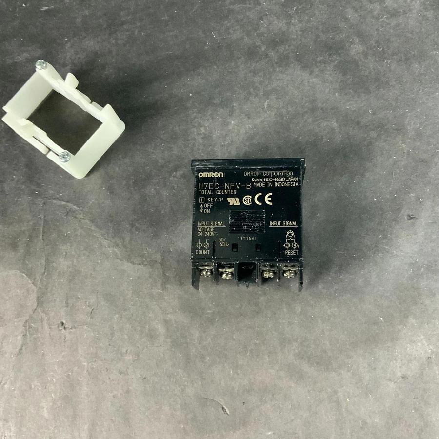 Used OMRON H7EC-NFV-B COUNT TOTALIZATOR ($20 OBO)