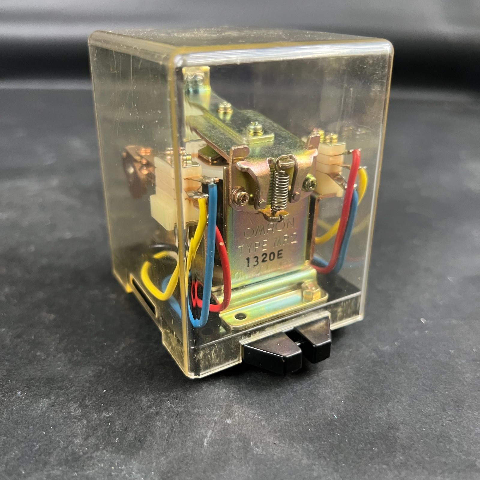 Used OMRON MR2P 8-PIN RELAY ($50 OBO)