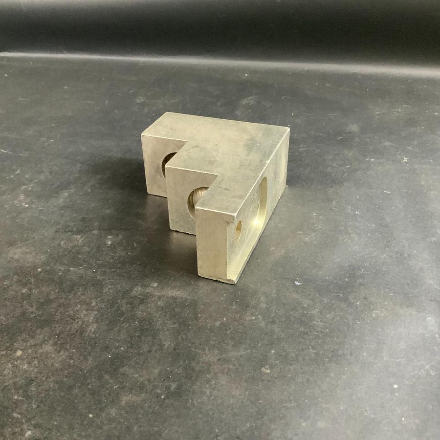 Used BRUMALL 600T-2 ALUMINUM PANELBOARD LUG ($20 OBO)