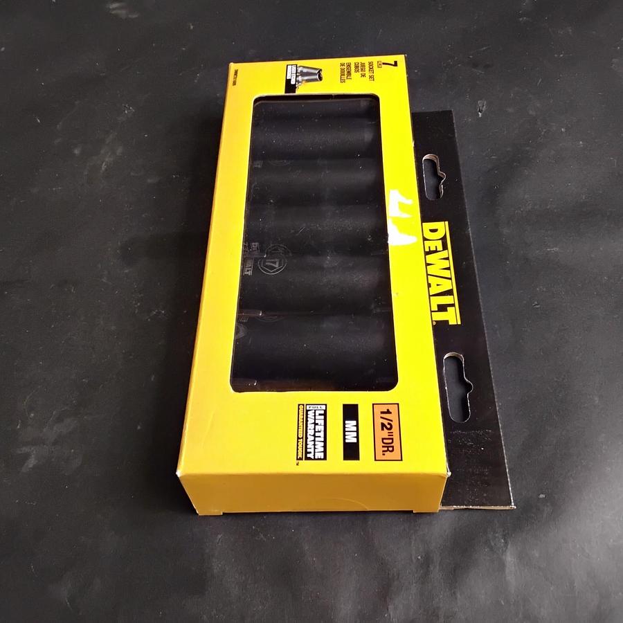 DEWALT DWMT81609 1/2" DRIVE DEEP IMPACT SOCKET ($40 OBO)